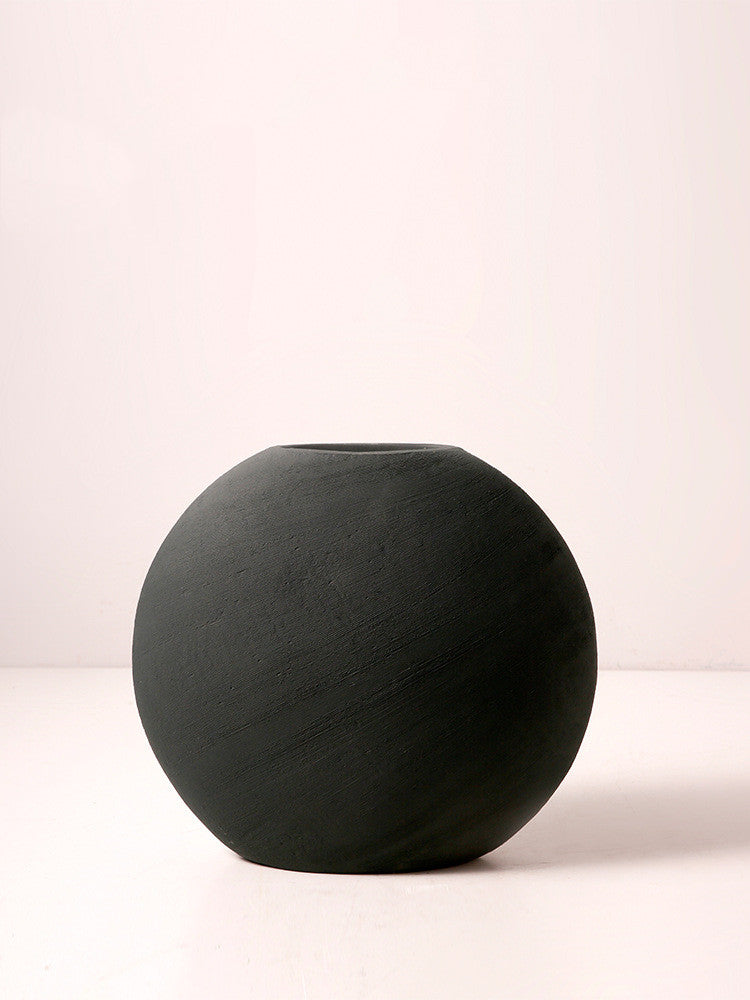 Curved Earth-Tone Nordic Vase