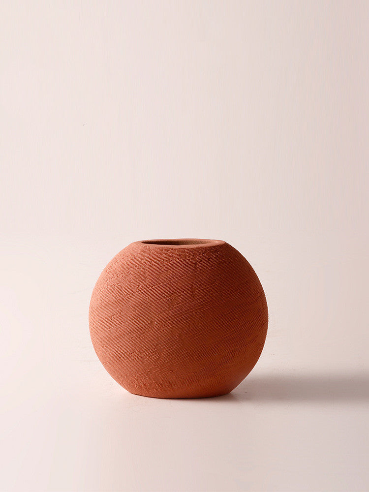 Curved Earth-Tone Nordic Vase