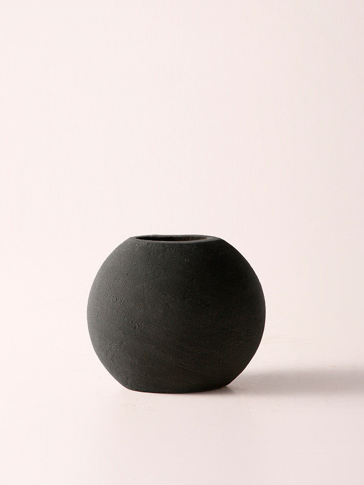 Curved Earth-Tone Nordic Vase