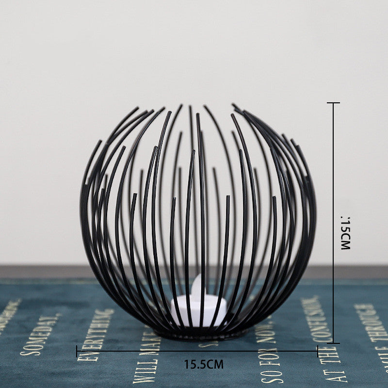 Curved Spike Candleholder