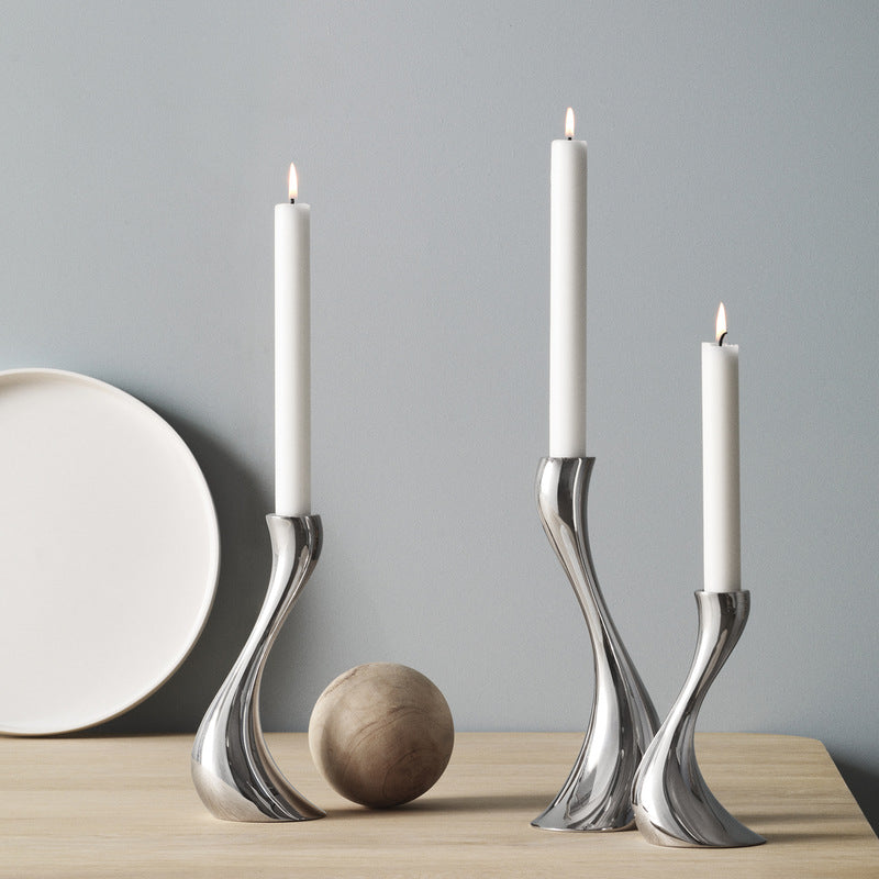 Silvery Swan-Curved Candleholder